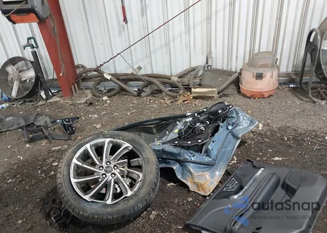 2023 Lincoln Corsair Standard из США, поврежденный, VIN 5LMCJ1DAXPUL10056